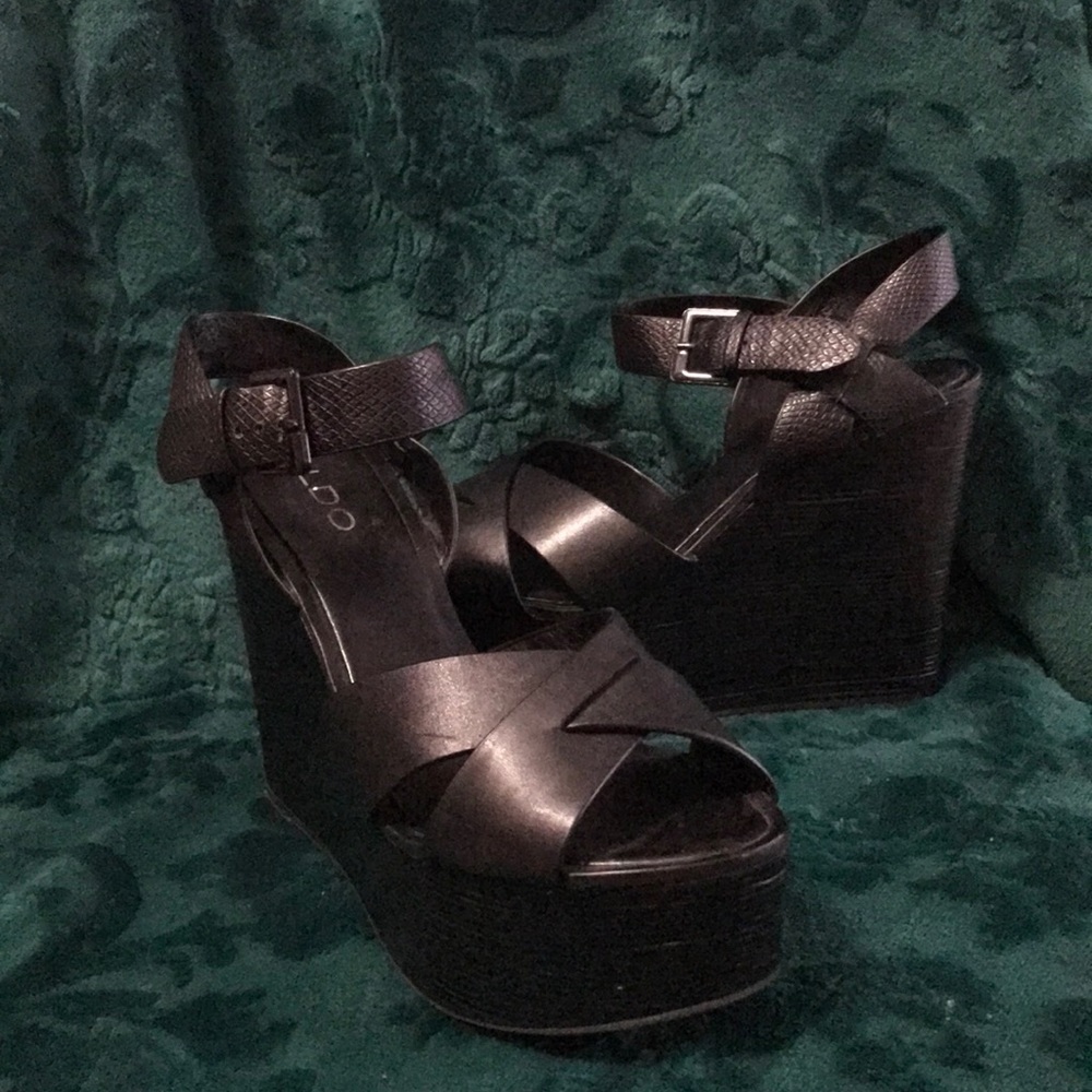 Aldo Black Wedges